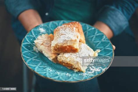 Filo Tartlets Photos and Premium High Res Pictures - Getty Images