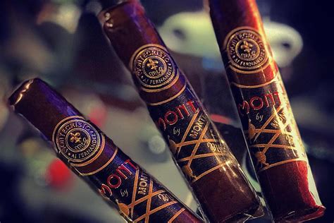 Monte by Montecristo - Cigars Near Me