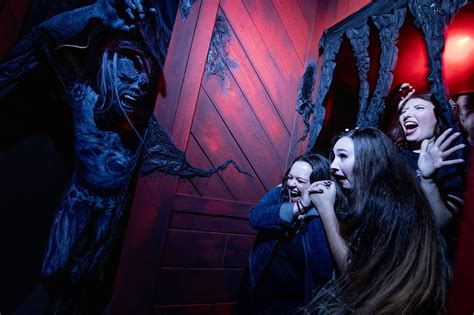 An Escape to Orlando: Halloween Horror Nights at Universal Studios Florida