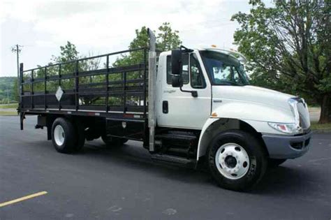 International DURASTAR (2009) : Medium Trucks