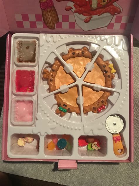 Num Noms Snackables Pizza Kit Toy Review