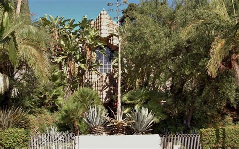 Beneath the surface of the Black Dahlia house – Daily Sundial