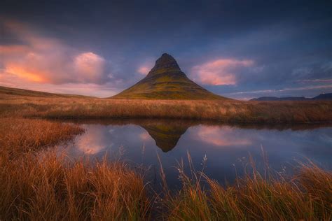 kirkjufell by roblfc1892 on DeviantArt