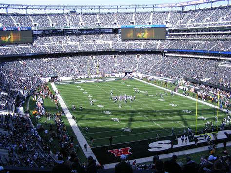 The MetLife stadium, home of the New York Jets | Image source: Thesportsroadtrip.com | Metlife ...