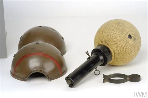 Grenade, hand, anti-tank, No 74 Mk 2, S T/Sticky Bomb | Imperial War Museums