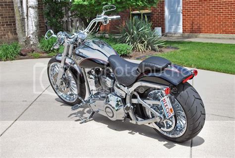 CVO Breakout Pics (Good Quality)! | Harley Davidson Forums