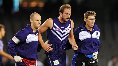 Fremantle Dockers coach Ross Lyon defends procedures for head injuries | news.com.au — Australia ...