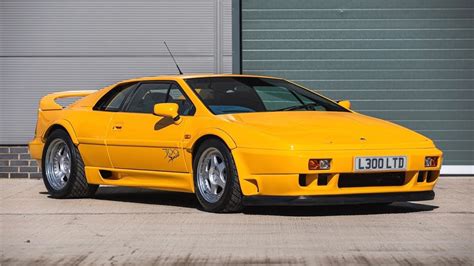 1994 Lotus Esprit Sport 300 - YouTube