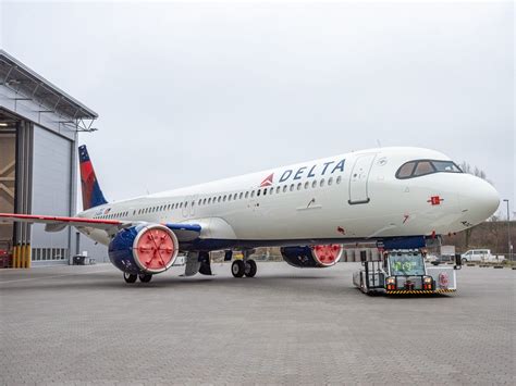 Delta just took delivery of its first Airbus A321neo — take a look at ...