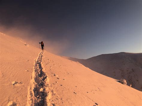 Sunrise this morning on Baldy, 45 minutes from Los Angeles : r/Backcountry