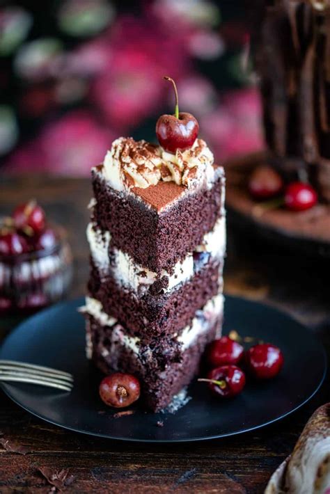 Black Forest Cake (Black Forest Gâteau) Supergolden Bakes