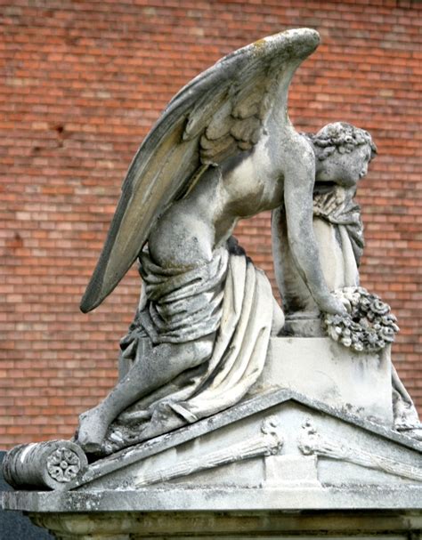 Angel sculpture 1 Free Photo Download | FreeImages