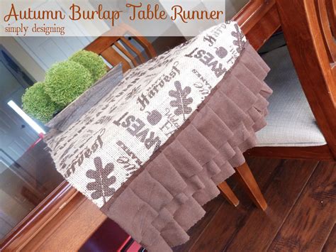 Autumn Harvest Burlap Table Runner #turkeytablescapes