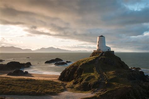 Wales - Twr Mawr Lighthouse | Trail Exposure