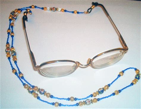 She's a DamYankee: It's Almost Time For Glasses on a Chain...