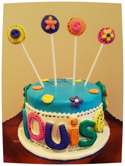 LOUISE cake | Louise cake and the fondant that i used are gl… | Flickr