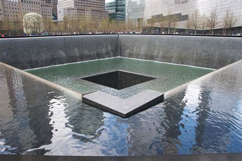 NYC 9/11 Memorial, Lower Manhattan Guided Walking Tour 2024 - New York City