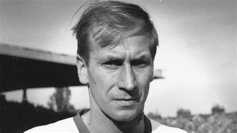 Sir Bobby Charlton: England 1966 World Cup hero and Manchester United ...