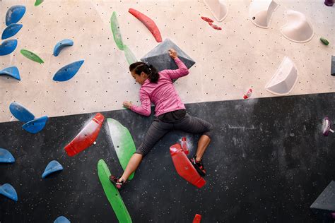 Bouldering Basics - A Beginner's Guide to Bouldering – Redpoint Climbing Shoes