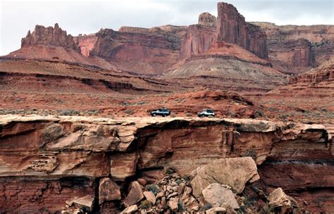 AdventureDuo.com: White Rim Trail - Canyonlands NP