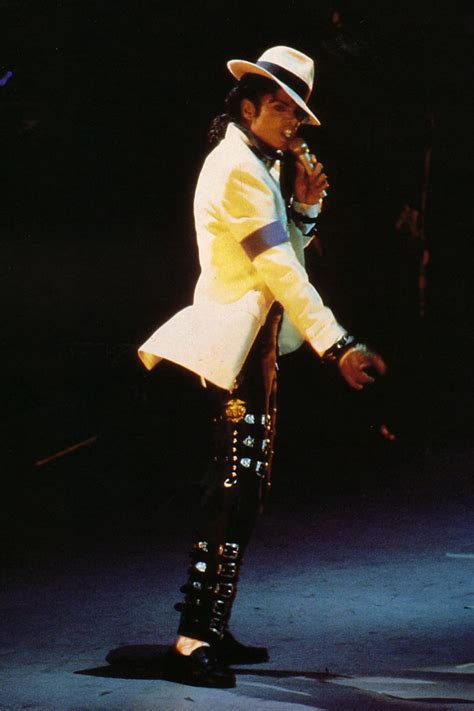 MJJ Photo Gallery: Michael Jackson Bad Tour 1988