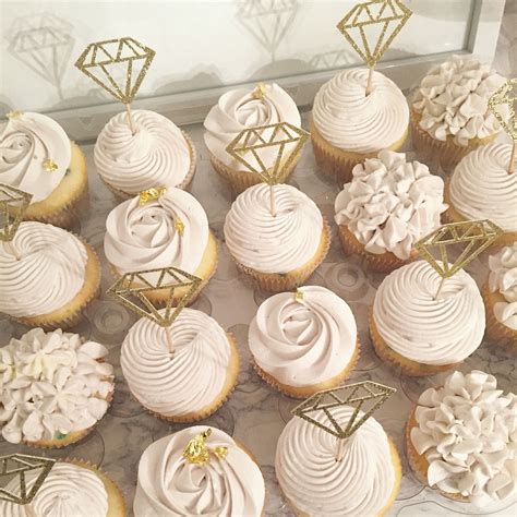 Bridal cupcakes, rustic shower, hydrangea, roses, diamond ring, buttercream cupcakes Bridal ...