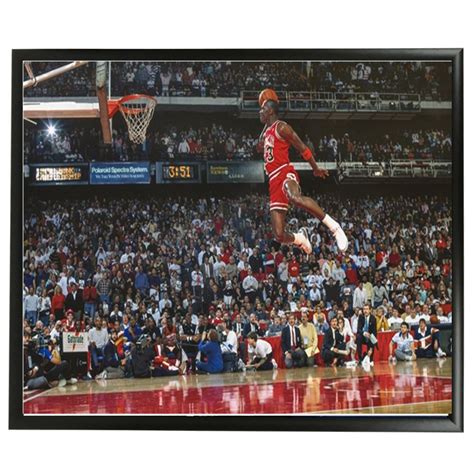 Basketball - Chicago Bulls - Michael Jordan 1988 Dunk Contest Framed ...