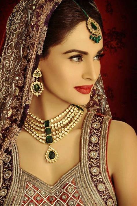 jewellery-sets-for-girls-of-Pakistan Indian Wedding Jewelry, Bridal Gold Jewellery, Kundan ...