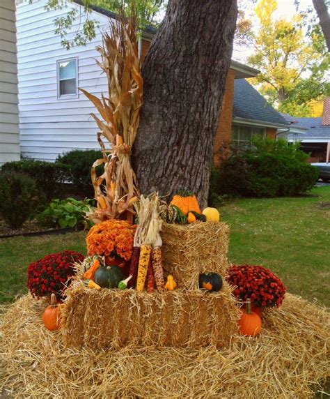 Fall decor, corn stalk, Indian corn, pumpkins, gourds, mums, hay | Fall ...