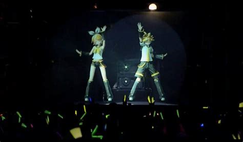 VOCALOID LIVE | Hatsune miku concert | Pinterest | Vocaloid and Hatsune ...