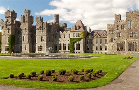 33 Best Irish Castles and Manor Houses (Photos A to Z)