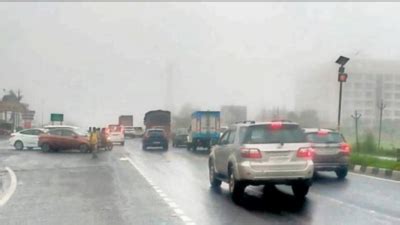 Extended weekend rush on Mumbai-Nashik highway | Nashik News - Times of ...