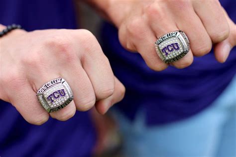 TCU Baseball 2015 College World Series Rings | College world series, World series rings ...