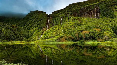 Flawless greenery Flores Island Azores - credits: Robert Seitz [1920x1080] | Vandfald, Azorerne ...