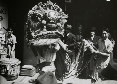 Old Photos of Chinese Lion Dance in Melbourne, Australia ~ Vintage Everyday