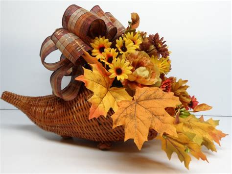 Pin on Cornucopia Baskets