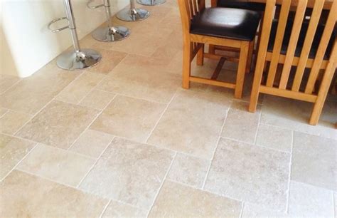 TRAVERTINE TILE FRENCH PATTERN IVORY | Miami Travertine