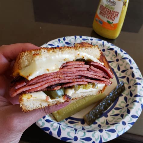 A fried bologna sandwich on Saturday afternoon : r/shittyfoodporn