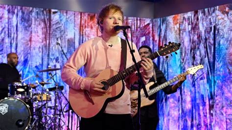 Ed Sheeran plays “Lego House” outside an actual Lego Store – WARM 106.9