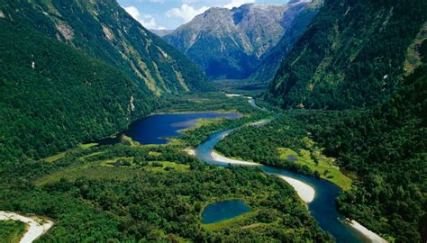 Climbers' bodies recovered from Fiordland National Park | Newshub