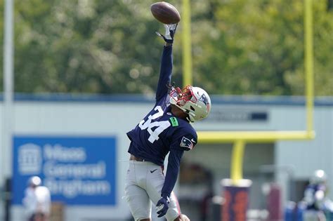 Jack Jones changes Patriots number (again), Isaiah Wynn absent at practice - masslive.com