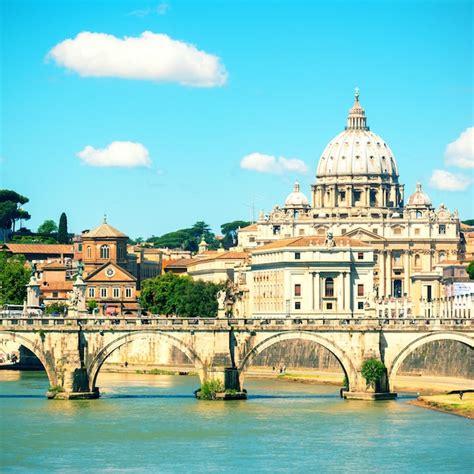 Premium Photo | St peter's cathedral in rome