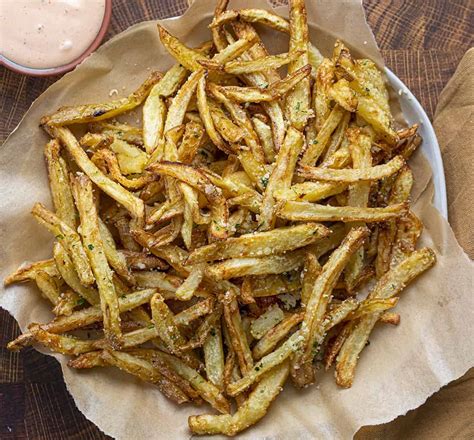 Air Fryer Garlic Parmesan French Fries - I Am Homesteader