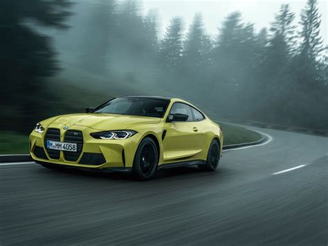 VÍDEO: Súbete al BMW M4 CSL en su vuelta de récord a Nürburgring