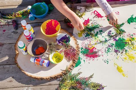 Nature Art Activities for Toddlers: Painting with Leaves, Flowers, and More