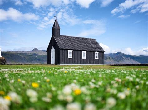 Premium Photo | Church in iceland famous place historical architecture landscape at the day time ...