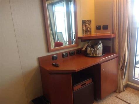 A Tale Of Two Staterooms: Prof. Cruise Reviews A Balcony Cabin On Holland America's Ms Eurodam ...