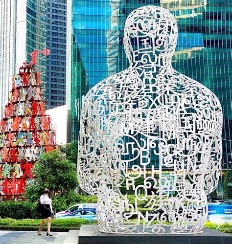 16 Sculptures In Singapore With Secret Meanings You Never Knew