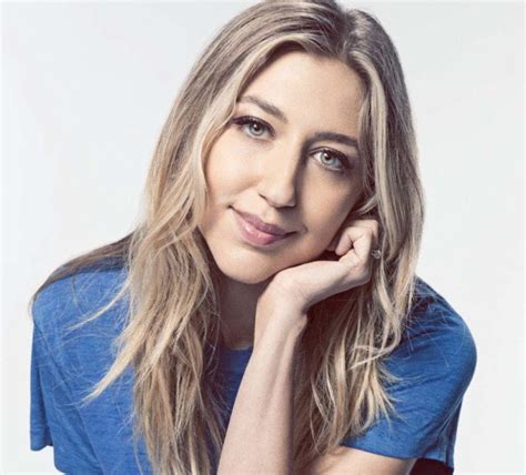 Heidi Gardner Biography - Age, Height, Net Worth, Husband, Kids, Movies