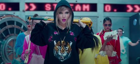 Taylor Swift Vault Songs Easter Egg in "LWYMMD" Music Video | POPSUGAR ...